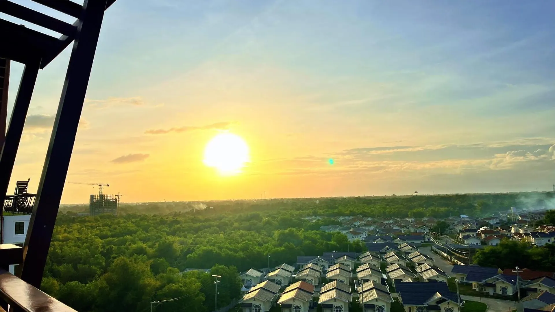 Panglao Luxury Sea View Condo, Pool, Cafe - Suite 820 Dauis Apartment