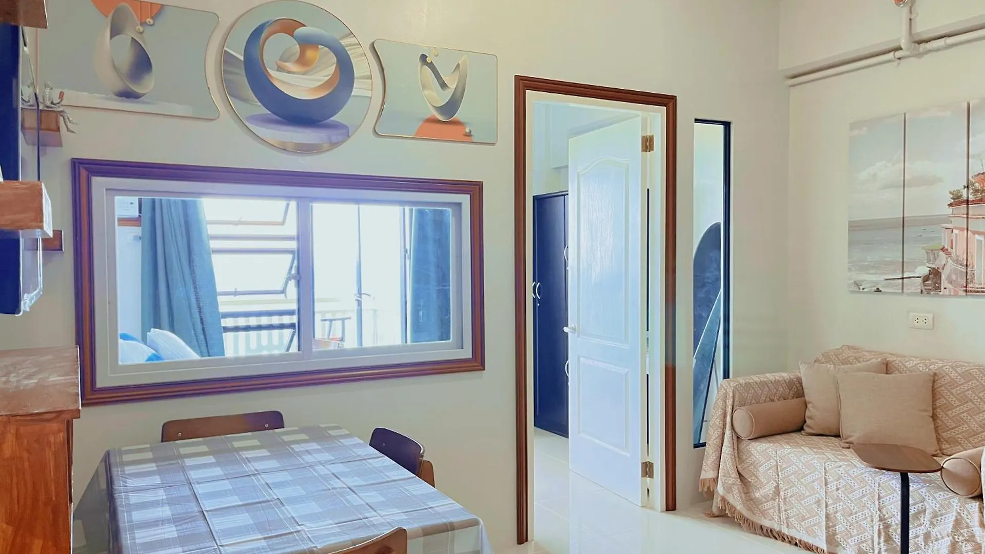 Panglao Luxury Sea View Condo, Pool, Cafe - Suite 820 Dauis Philippines